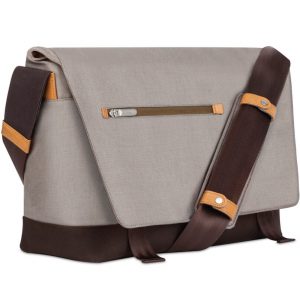 Moshi Aerio Messenger Bag 15"