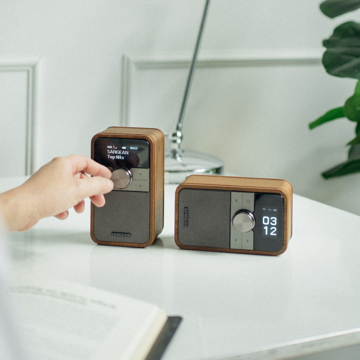 Sangean Ddr-8 Dab+ / Fm-Rds / Bluetooth Wooden Cabinet Radio Sangean ddr-8 dab+ / fm-rds / bluetooth wooden cabinet radio - image 4